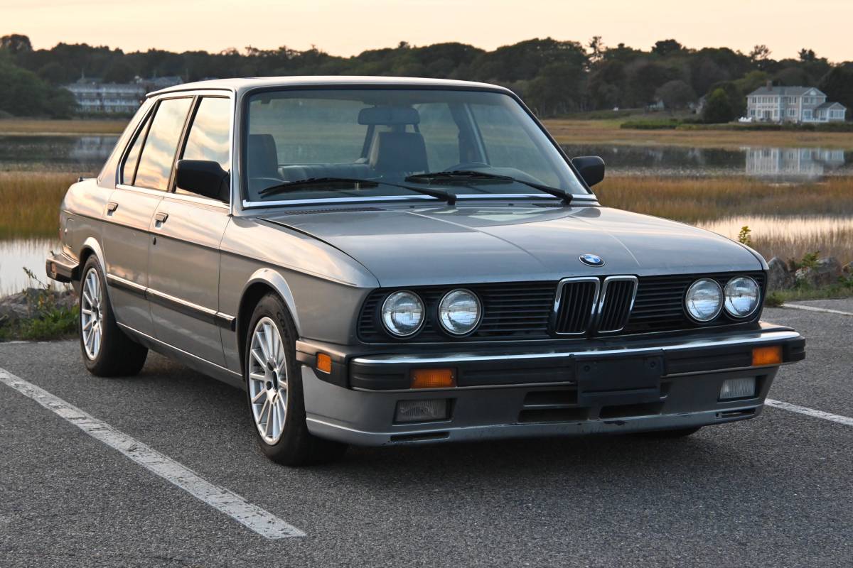 Bmw-e28-535is-1987-silver-7