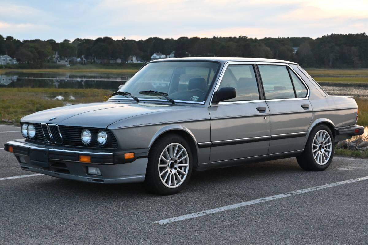 Bmw-e28-535is-1987-silver-8
