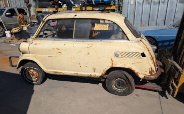 Bmw-isetta-1961-white-2