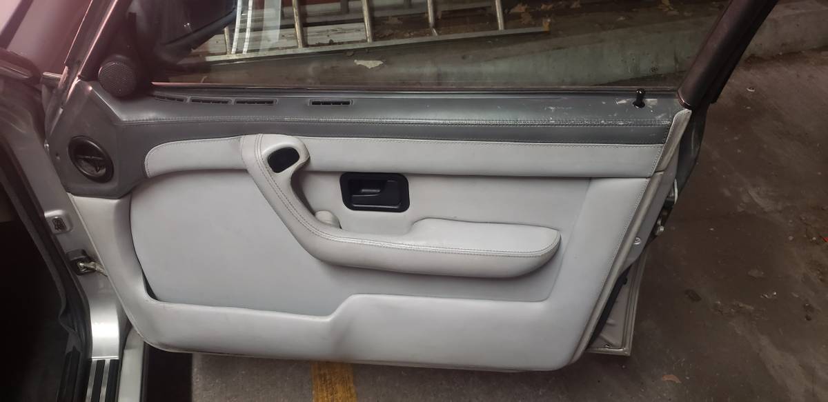 Bmw-l7-1987-silver-4