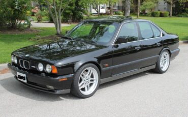 Bmw-m5-1992-black-1
