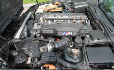 Bmw-m5-1992-black-19
