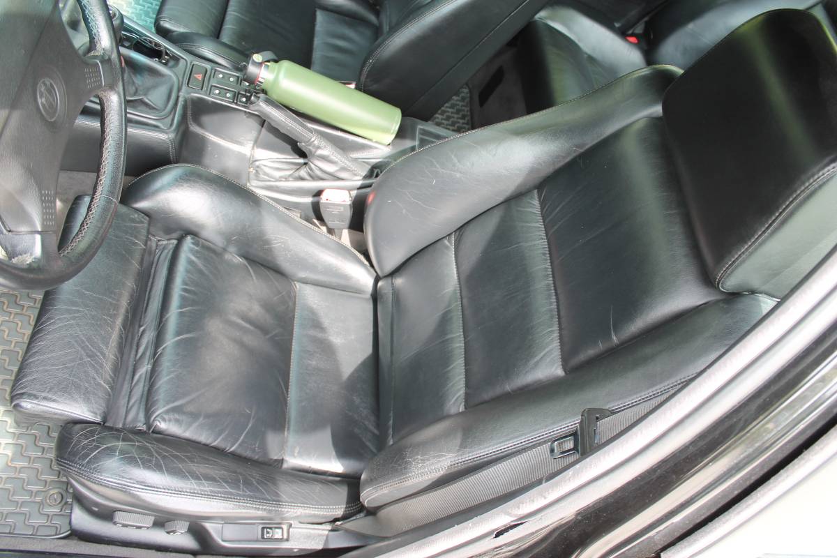 Bmw-m5-1992-black-8