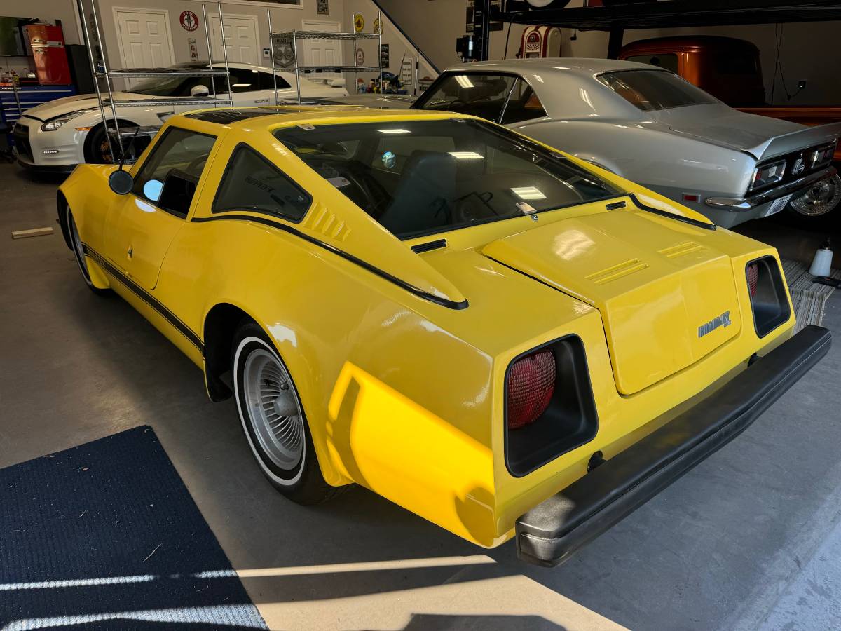 Bradley-gt-ii-1978-yellow-8