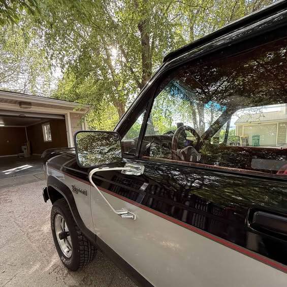 Bronco-ii-xlt-1988-black-1