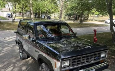 Bronco-ii-xlt-1988-black-10