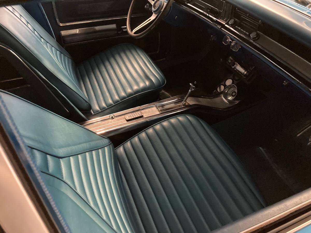 Buick-1967-blue-11
