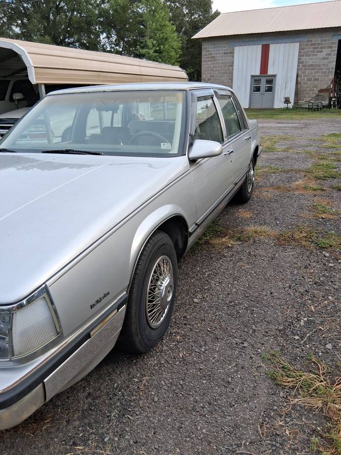 Buick-1986-silver-17