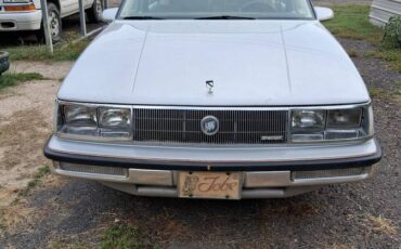 Buick-1986-silver-18