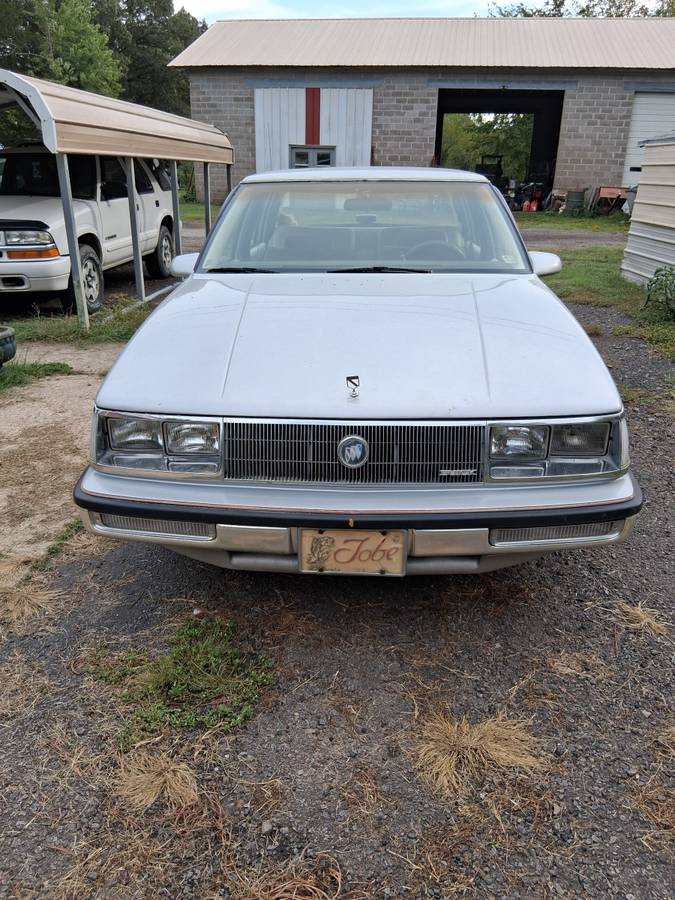 Buick-1986-silver-18