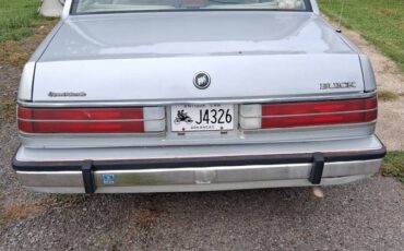Buick-1986-silver-9