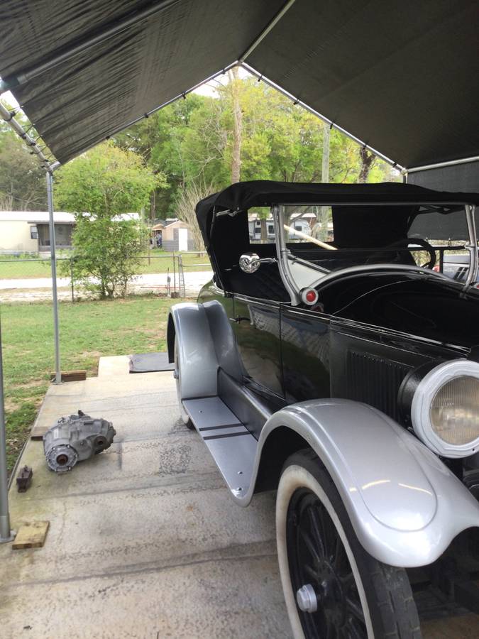 Buick-24-34-model-1924-black-2