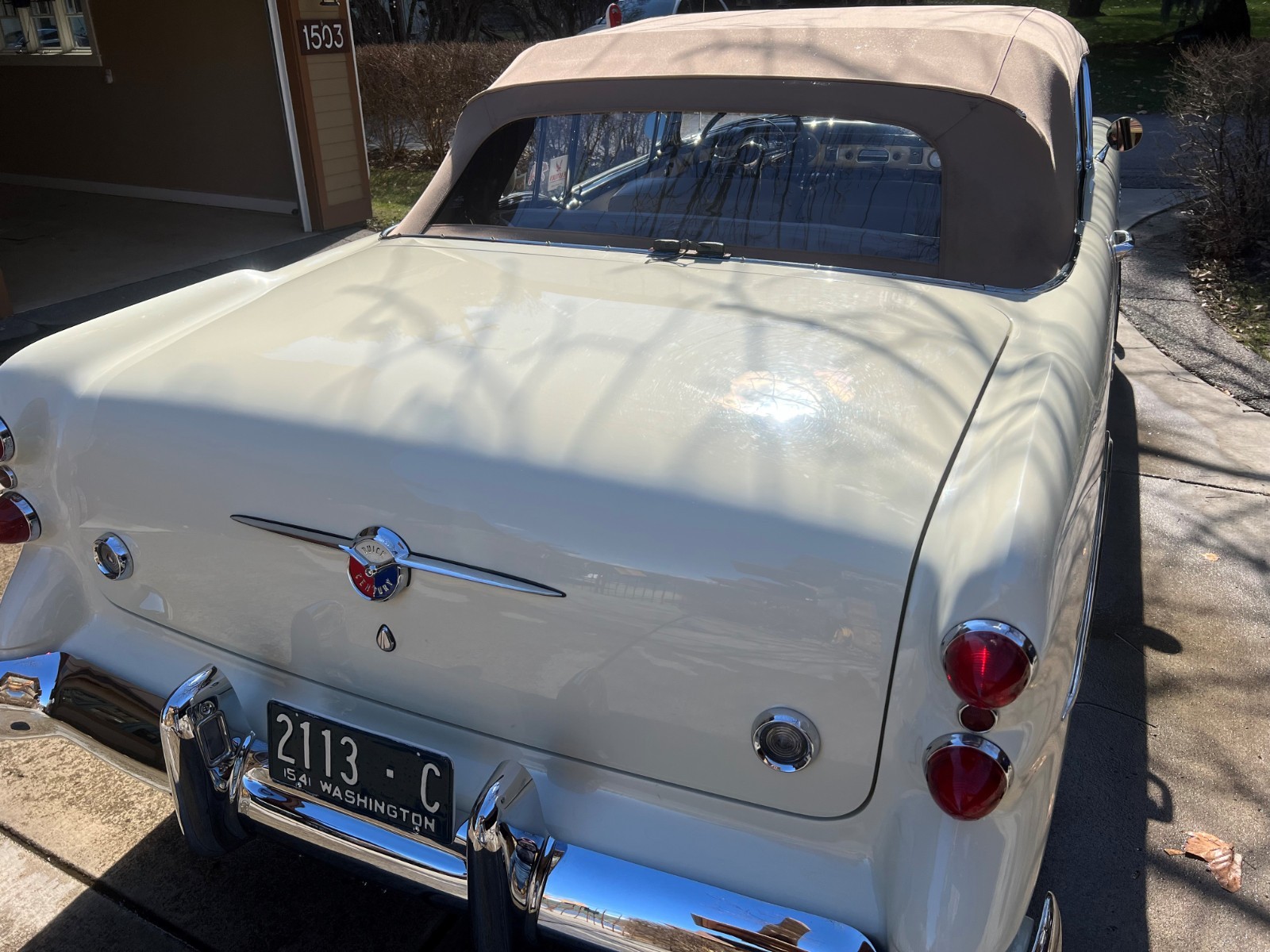 Buick-Century-1954-Coupe-12