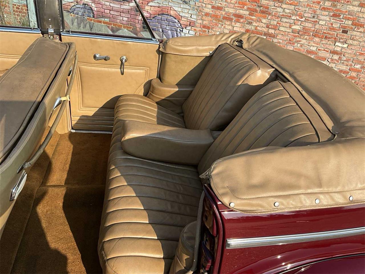 Buick-Convertible-1941-Bruin-Beige-5