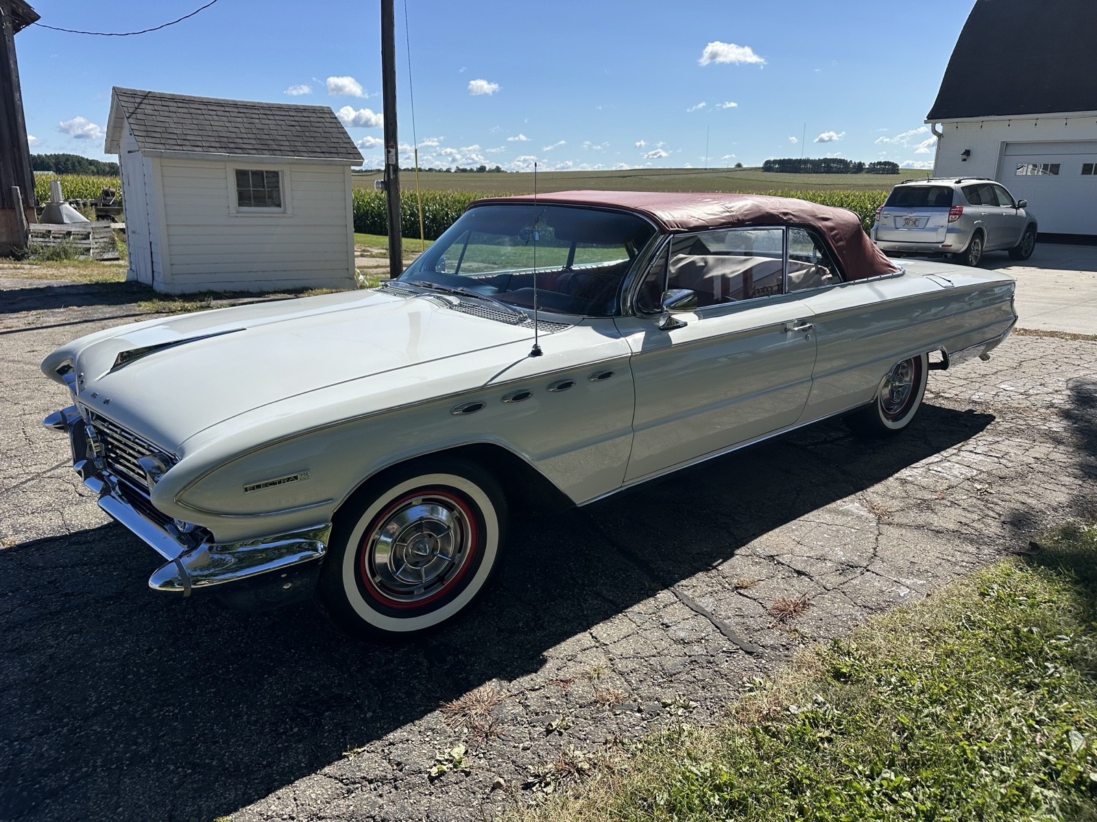 Buick-Electra-1961-Convertible-12
