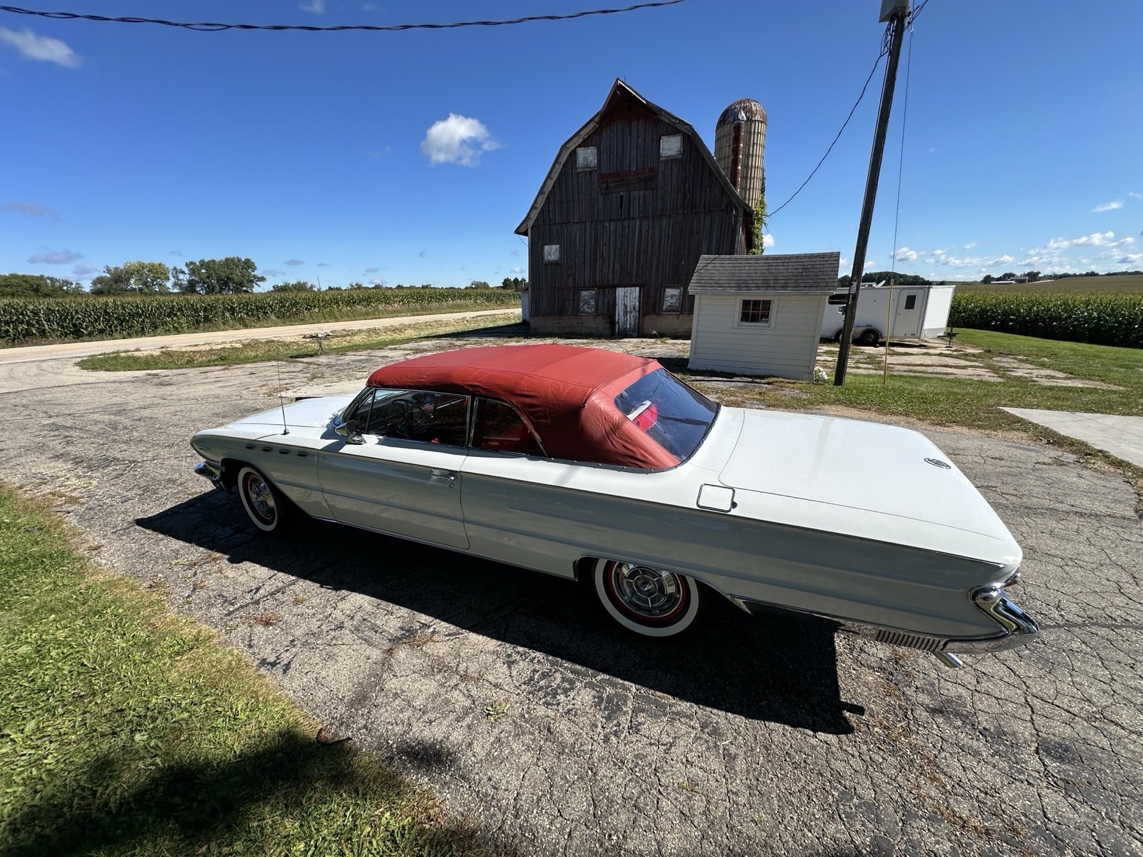 Buick-Electra-1961-Convertible-15