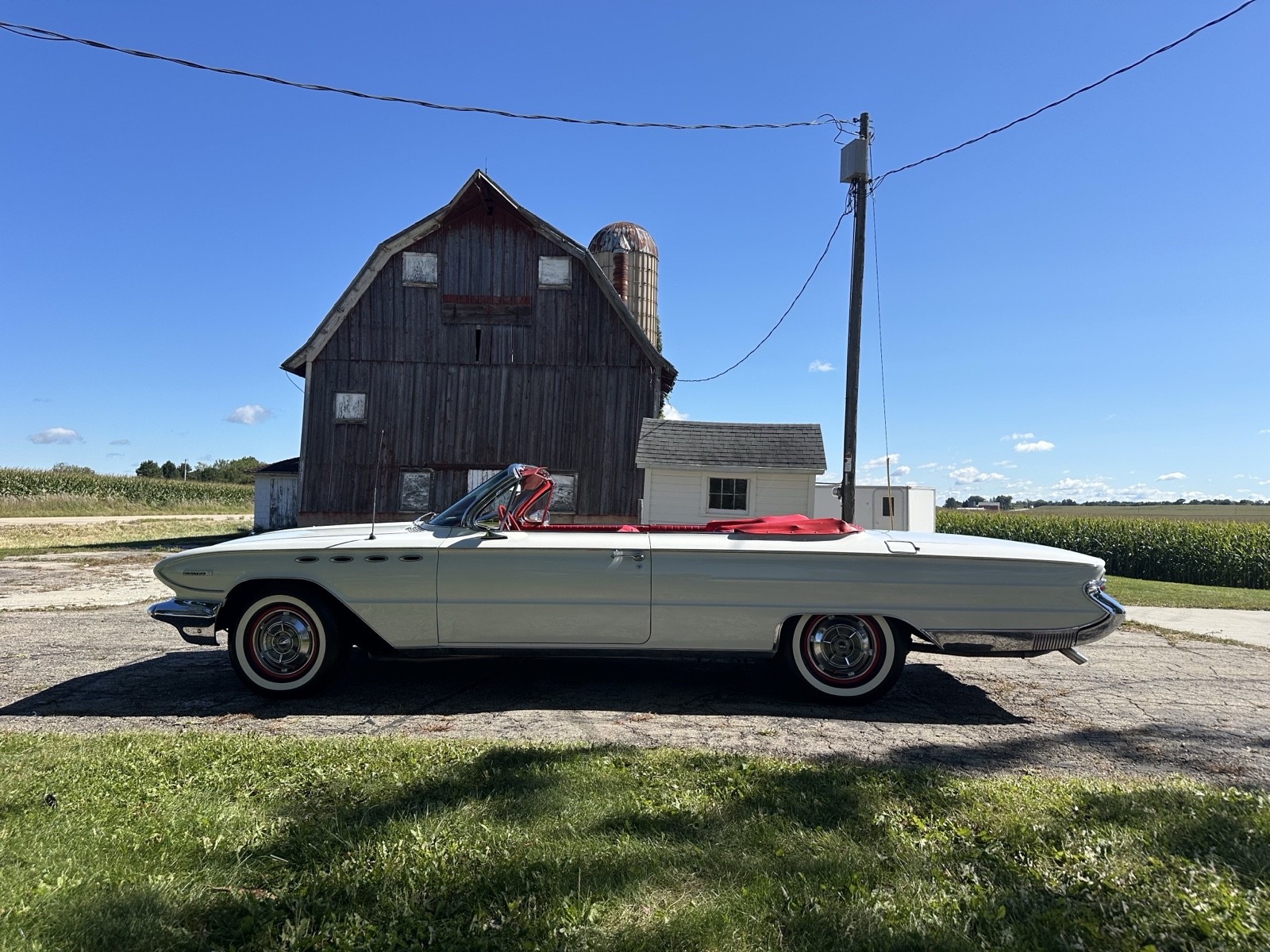 Buick-Electra-1961-Convertible-4