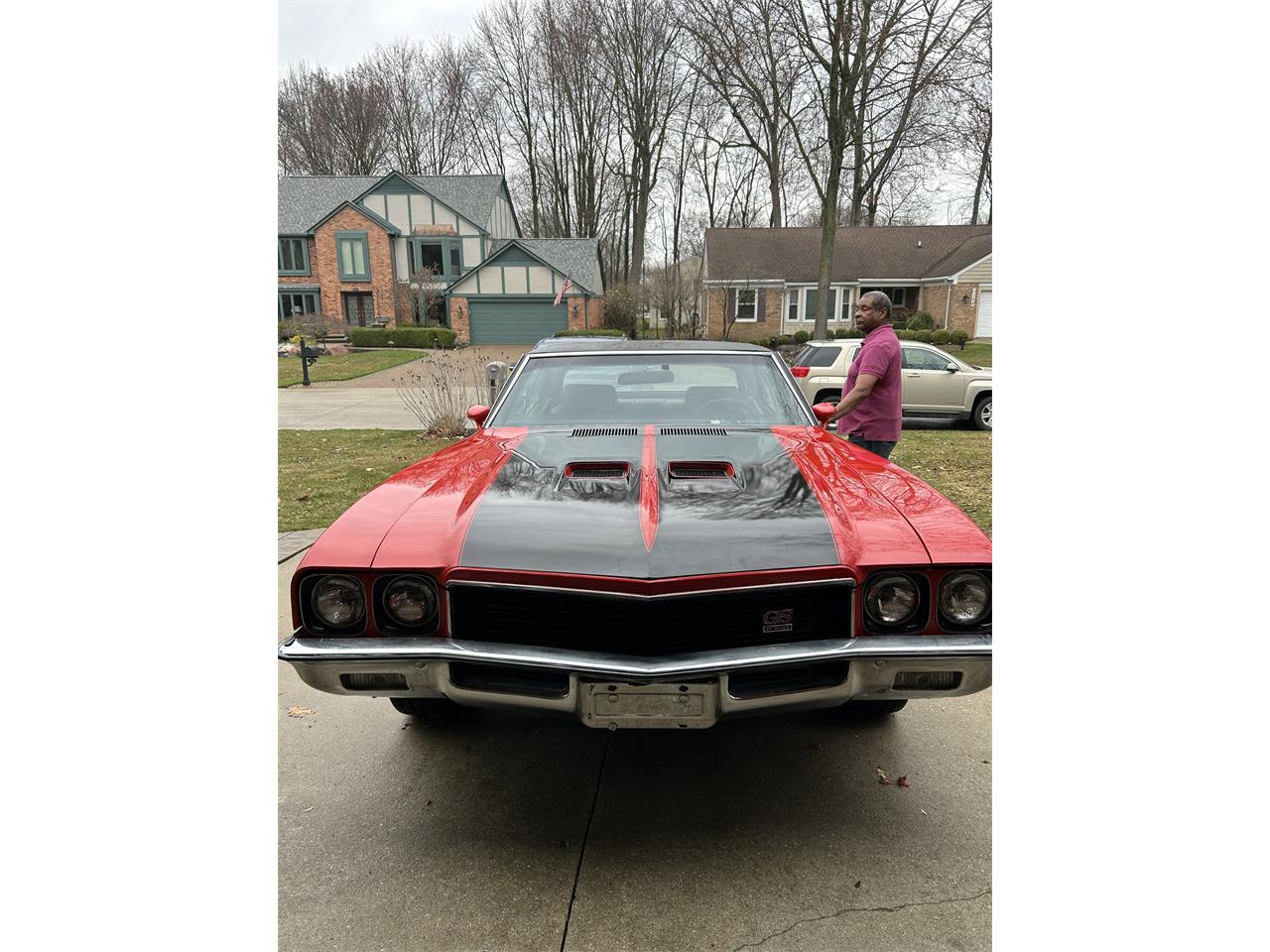 Buick-Gran-sport-1972-fire-red-black-2