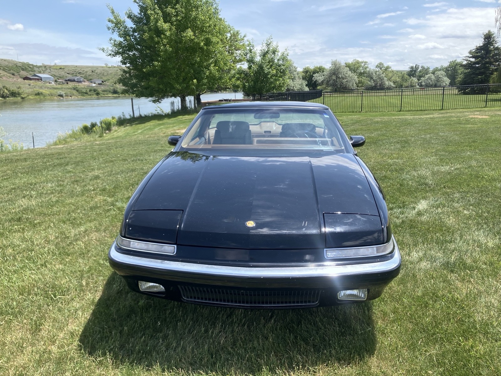 Buick-Reatta-1988-2