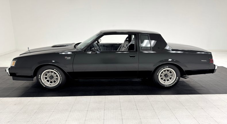 Buick-Regal-1986-Black-Gray-1