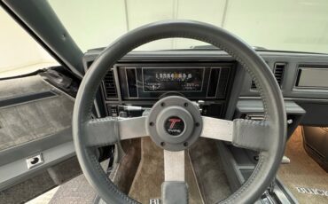 Buick-Regal-1986-Black-Gray-37