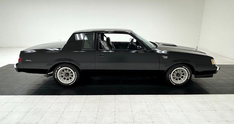 Buick-Regal-1986-Black-Gray-5