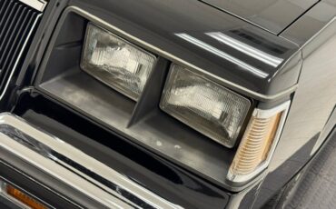 Buick-Regal-1986-Black-Gray-7