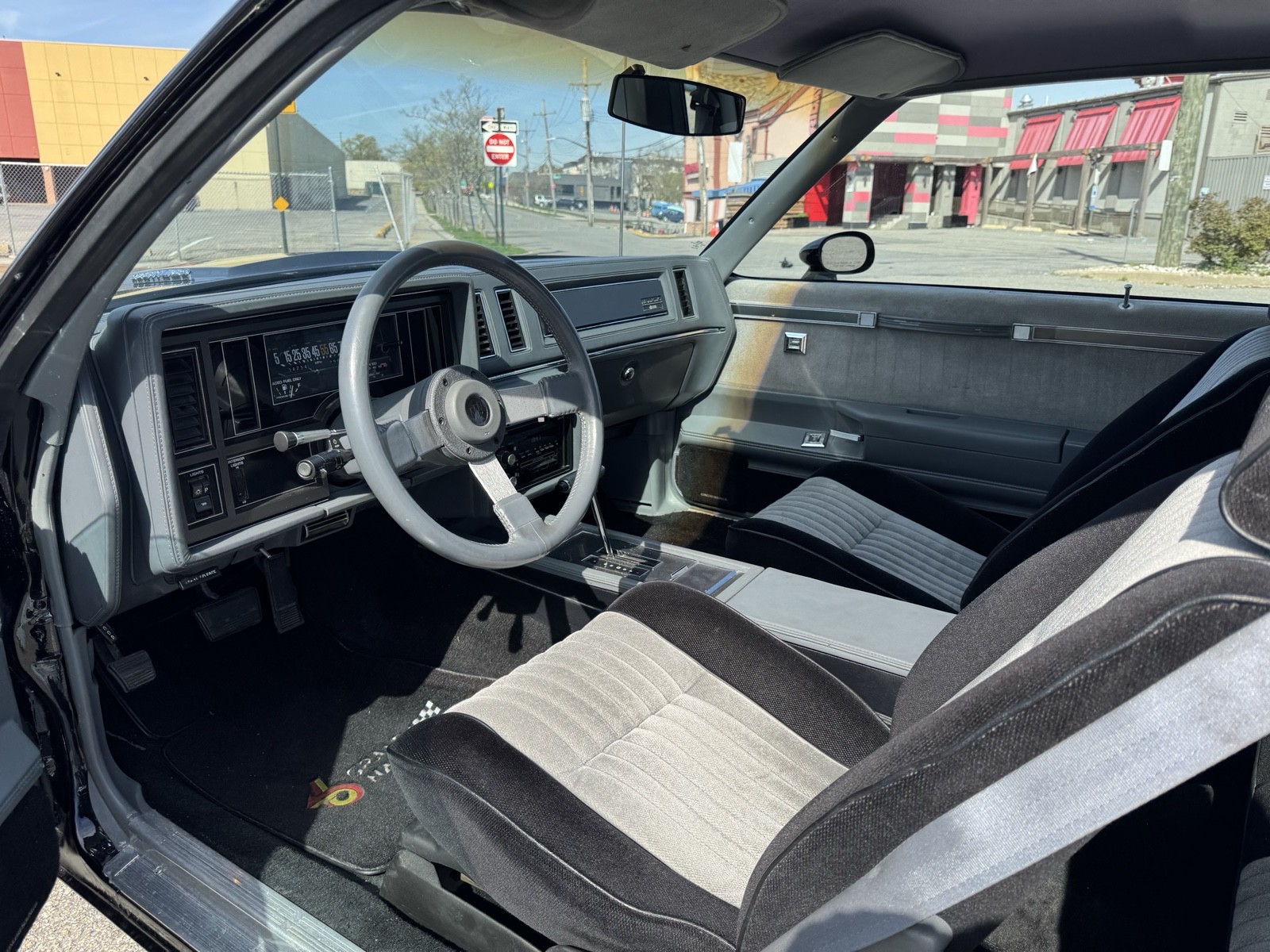 Buick-Regal-1987-16