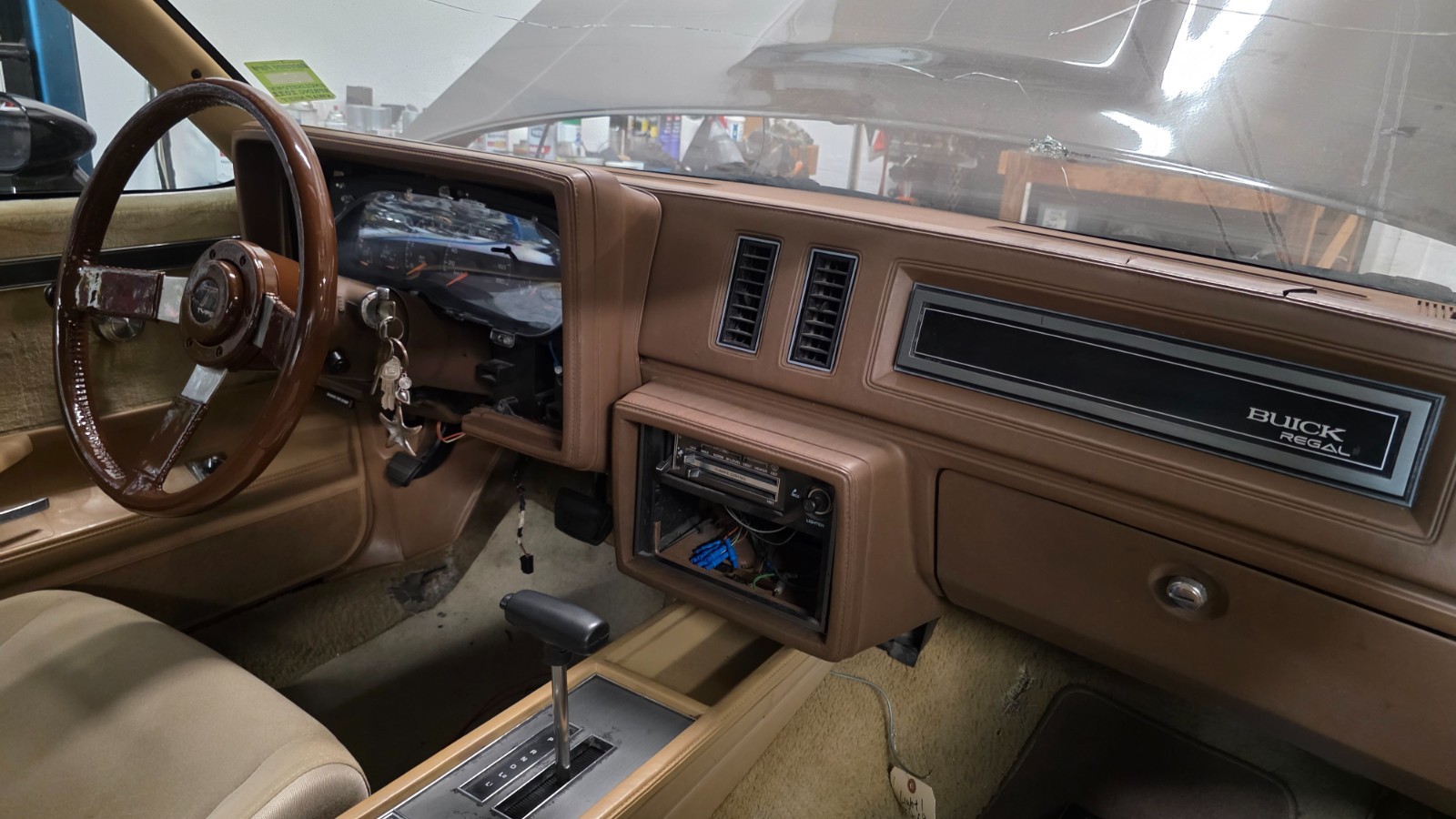 Buick-Regal-1987-Coupe-17