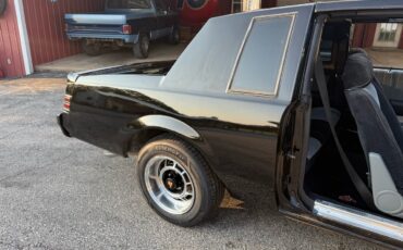 Buick-Regal-1987-Coupe-34