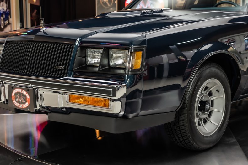 Buick-Regal-1987-Dark-Blue-3
