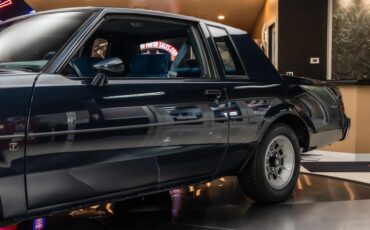 Buick-Regal-1987-Dark-Blue-4