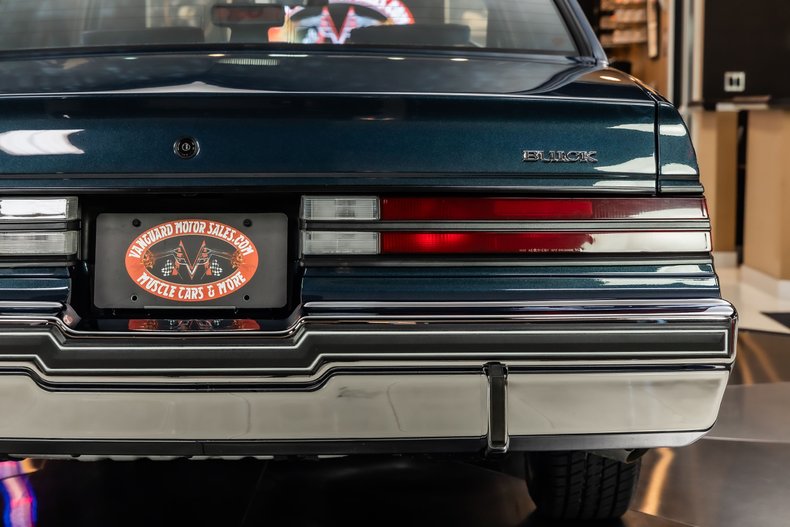 Buick-Regal-1987-Dark-Blue-40
