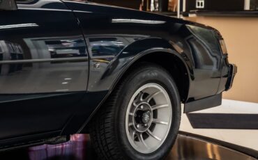 Buick-Regal-1987-Dark-Blue-43