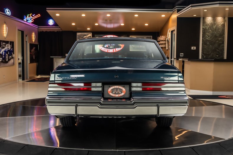 Buick-Regal-1987-Dark-Blue-49