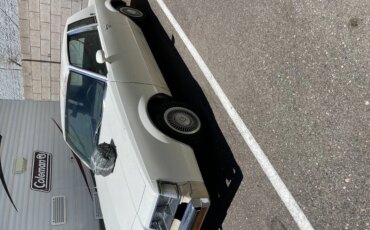 Buick-Regal-coupe-1985-White-Burgundy