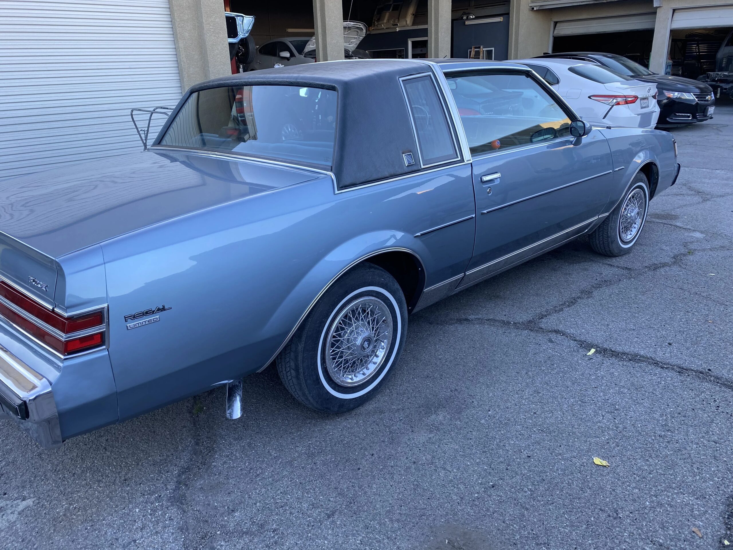 Buick-Regal-limited-coupe-1987-Blue-Blue-9