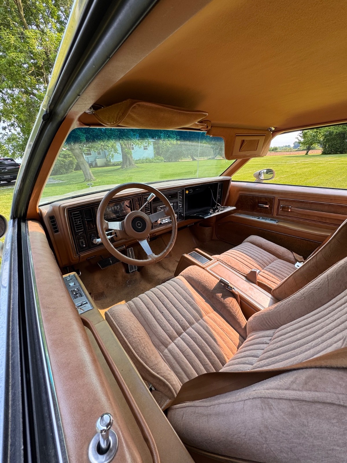Buick-Riviera-1979-Coupe-19