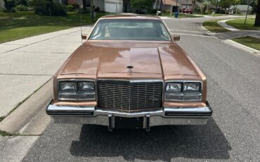 Buick-Riviera-1982-Coupe-35