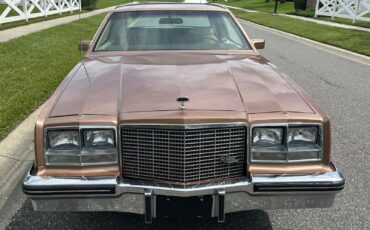 Buick-Riviera-1982-Coupe-4