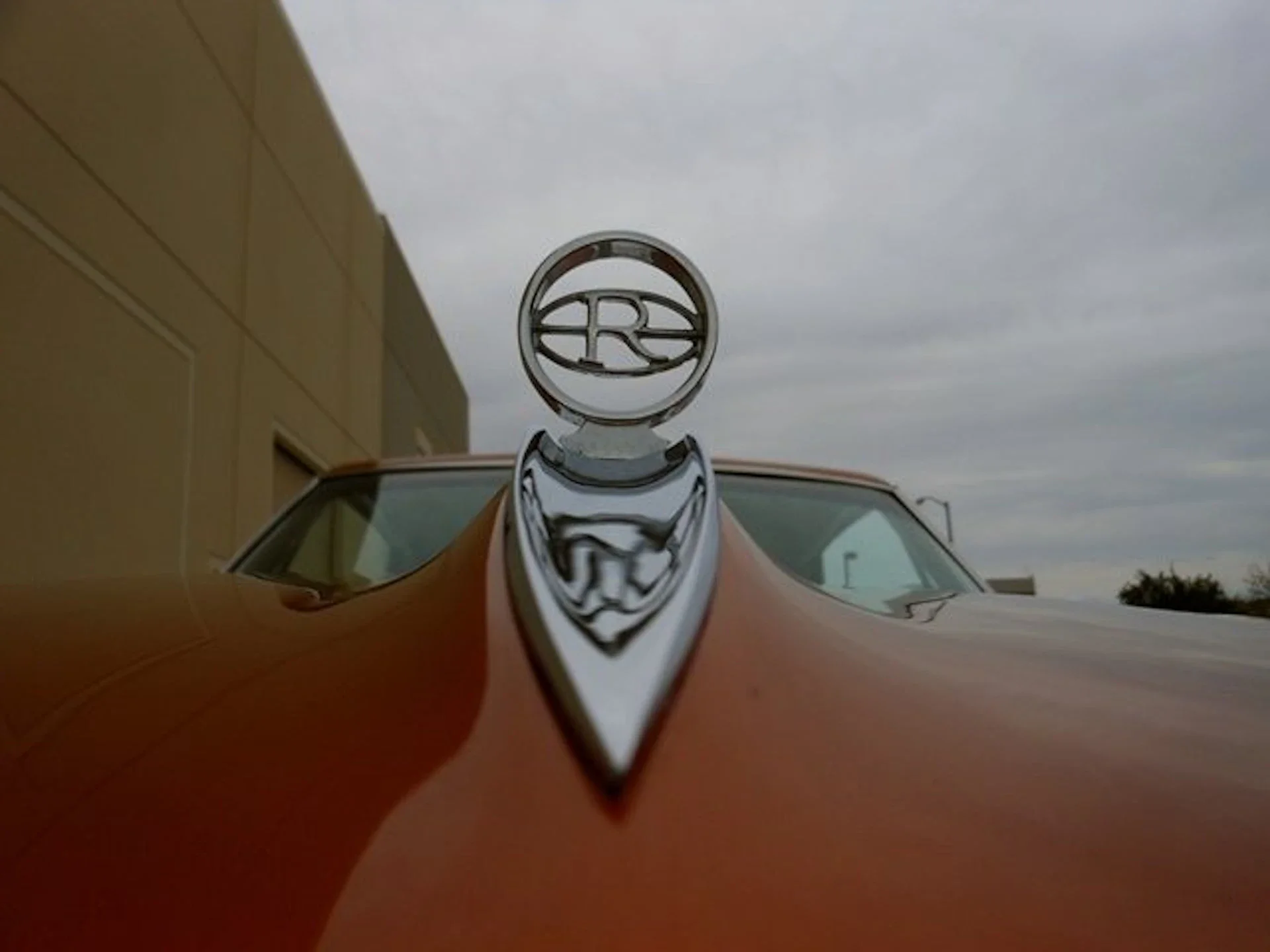 Buick-Riviera-coupe-1964-Orange-Tan-11
