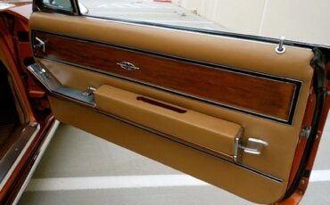 Buick-Riviera-coupe-1964-Orange-Tan-15