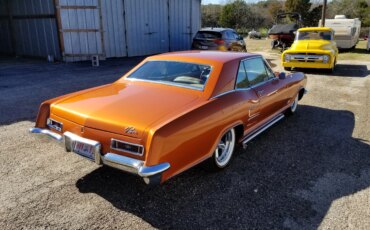Buick-Riviera-coupe-1964-Orange-Tan-25