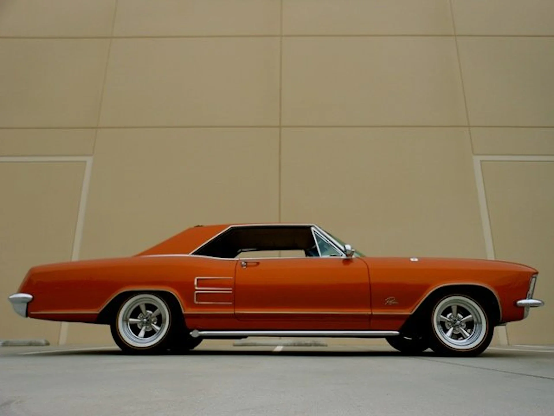 Buick-Riviera-coupe-1964-Orange-Tan-3