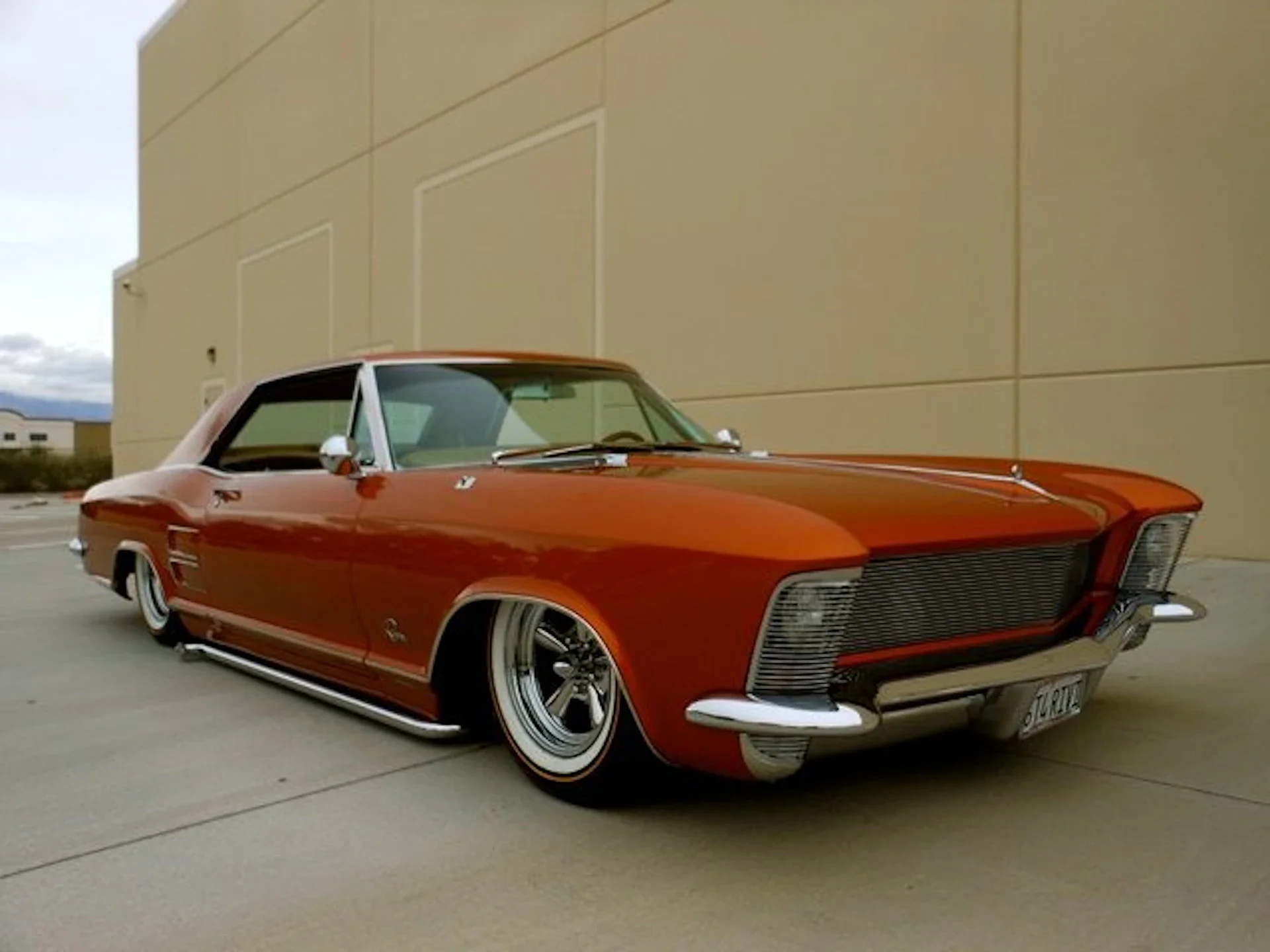Buick-Riviera-coupe-1964-Orange-Tan-4