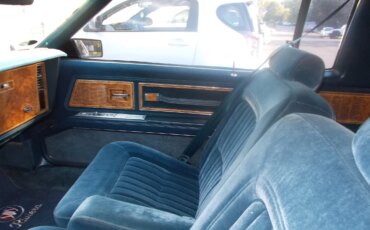 Buick-Riviera-coupe-1985-Blue-Blue-11