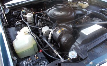 Buick-Riviera-coupe-1985-Blue-Blue-20