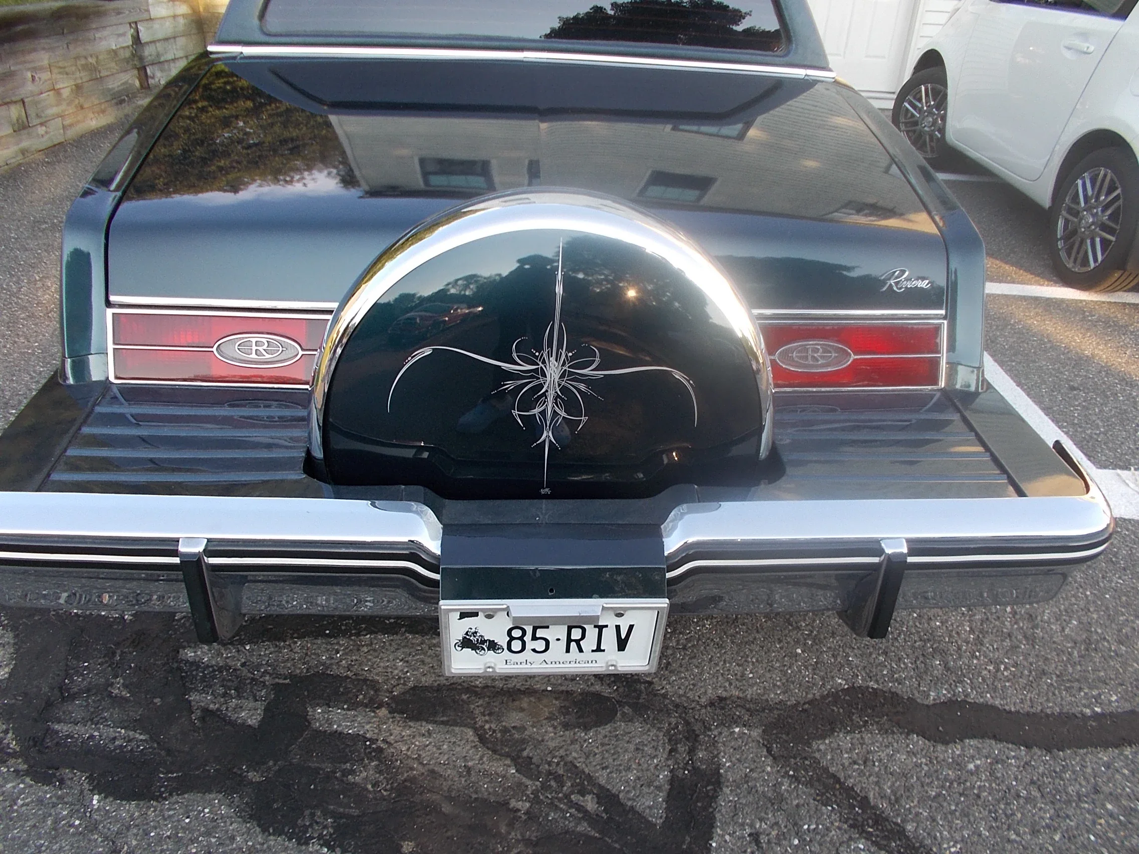 Buick-Riviera-coupe-1985-Blue-Blue-21