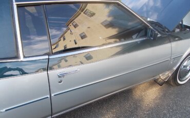 Buick-Riviera-coupe-1985-Blue-Blue-22