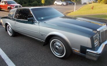Buick-Riviera-coupe-1985-Blue-Blue